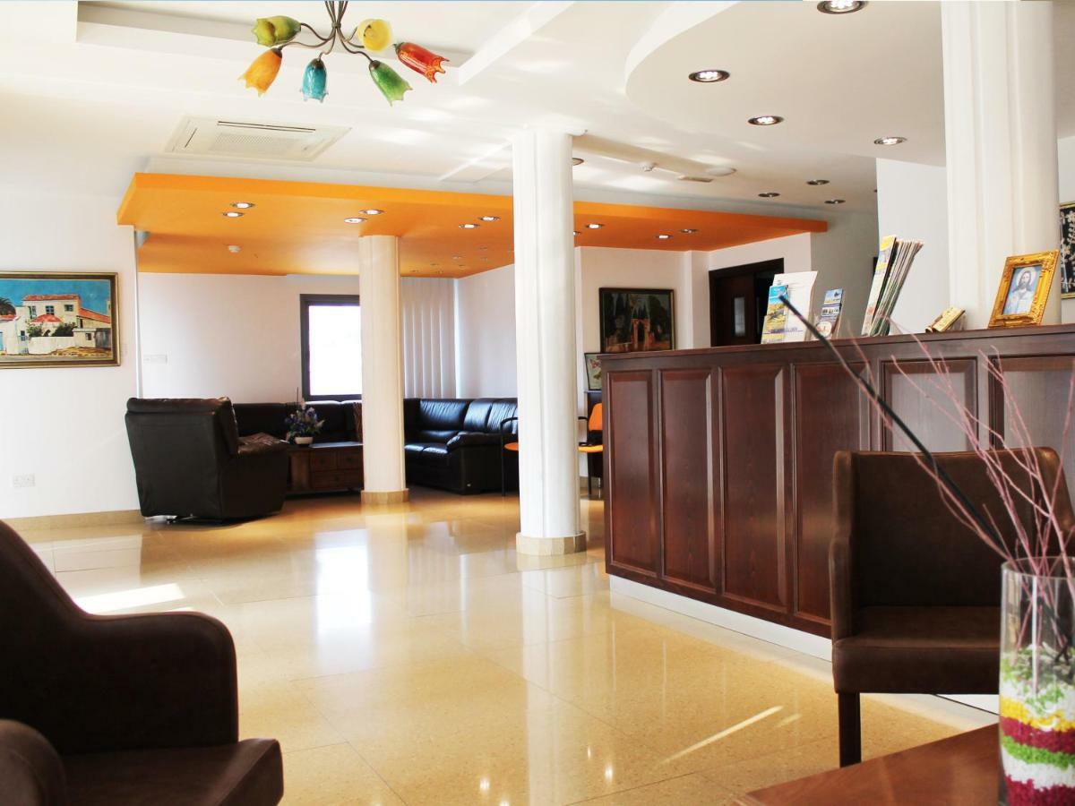 Rebioz Hotel Larnaca Exteriör bild